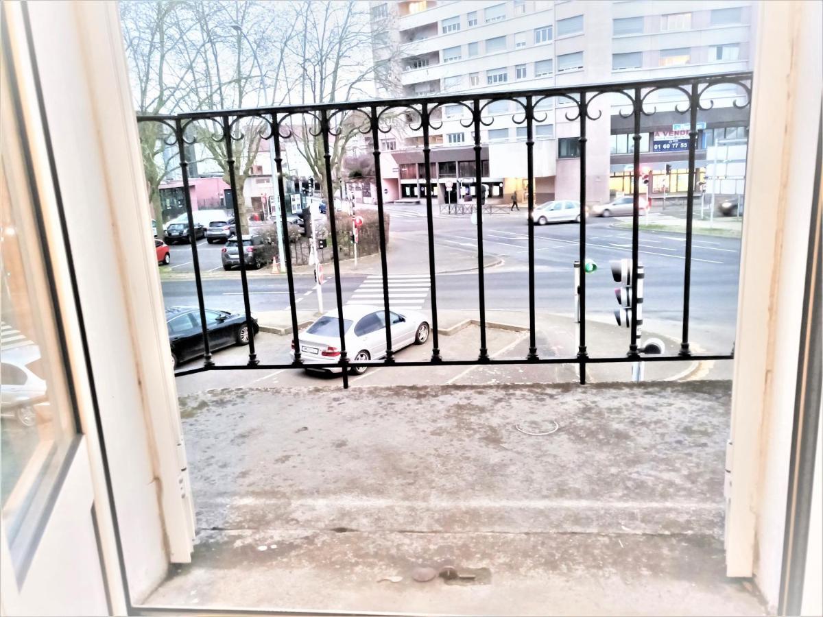 Appartement Proche Centre Ville, Gare Et Autoroute Melun Exterior photo