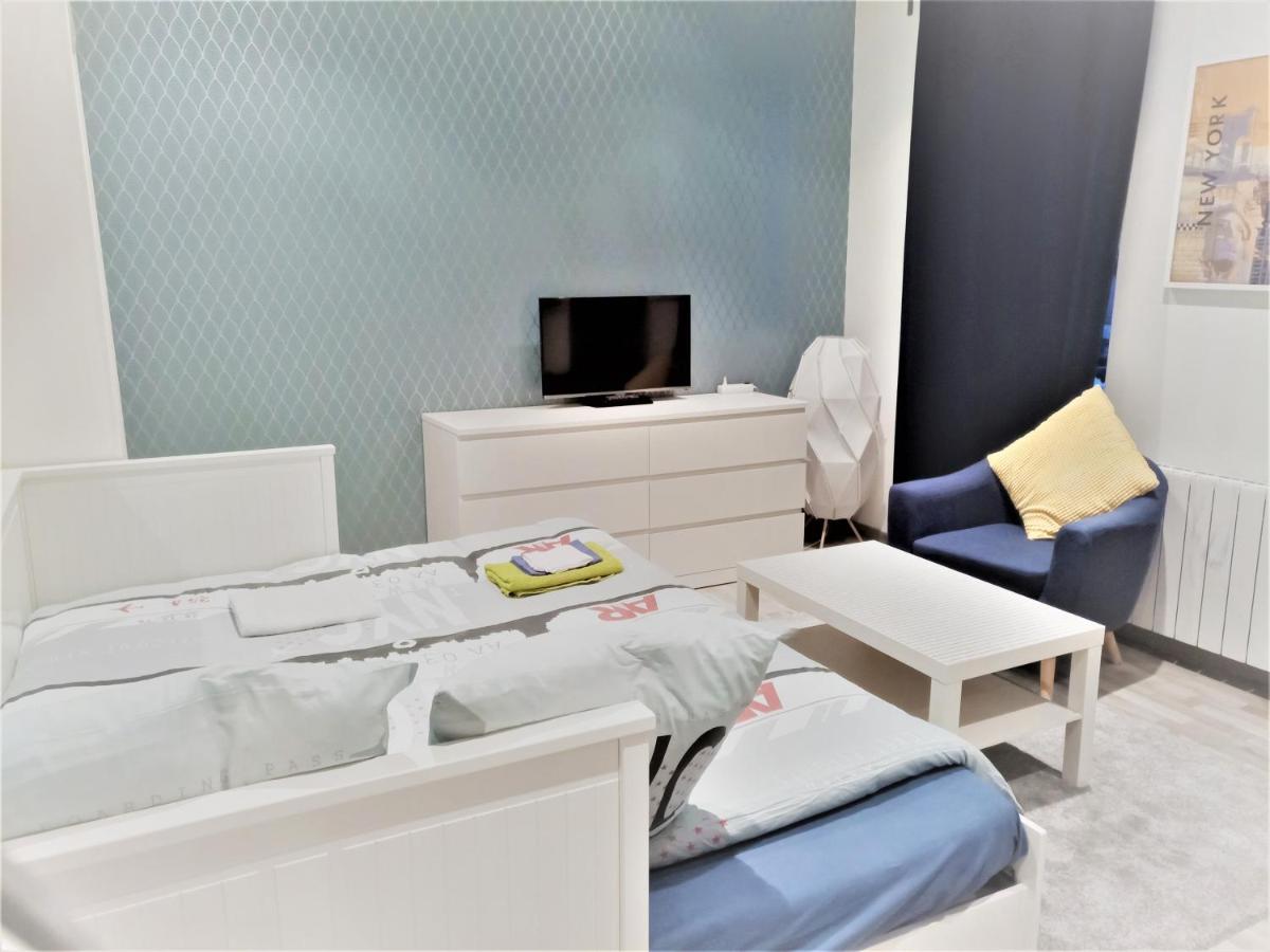 Appartement Proche Centre Ville, Gare Et Autoroute Melun Exterior photo
