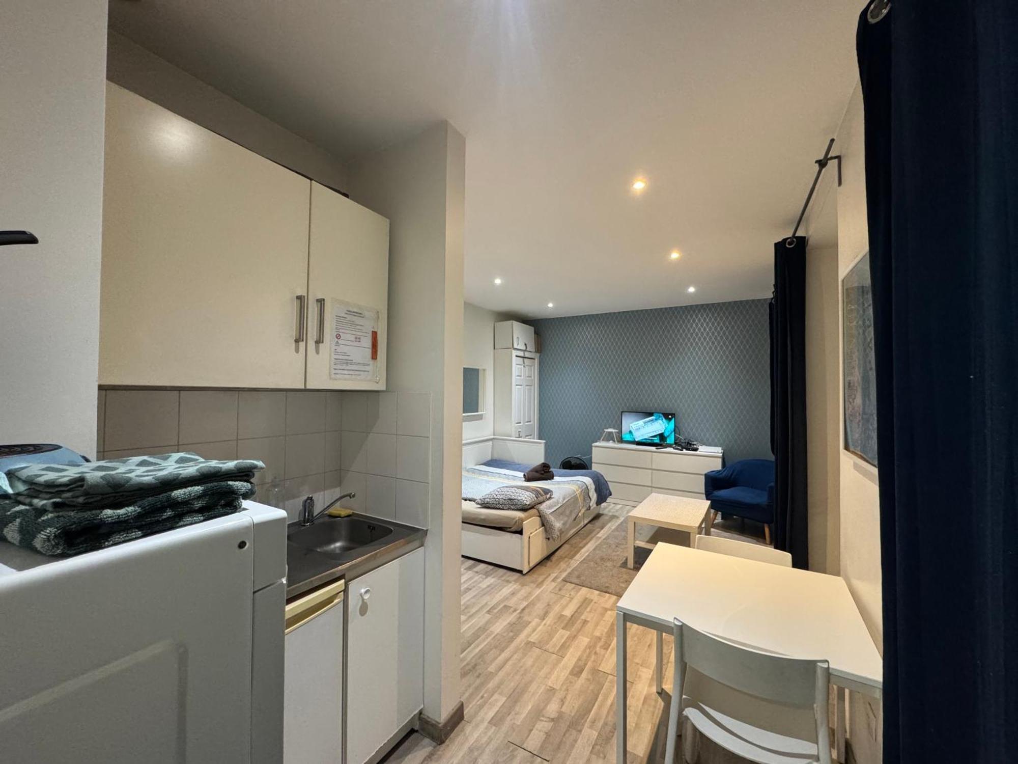 Appartement Proche Centre Ville, Gare Et Autoroute Melun Exterior photo